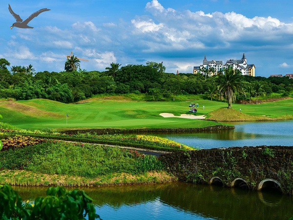 Albatross Sport presenterer: Topp 10 golfbaner for 2024-2025